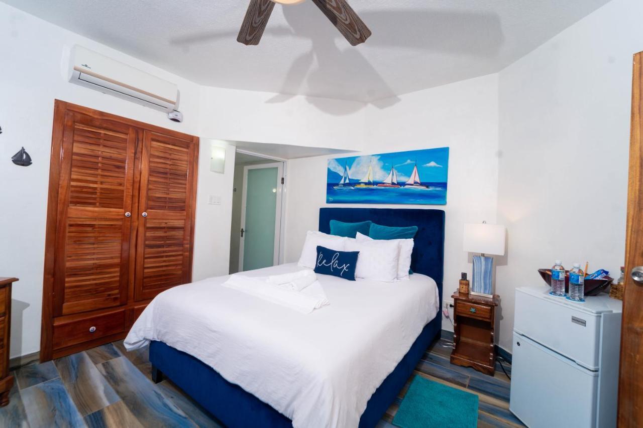 Blue Skies Beach Resort Negril Eksteriør bilde