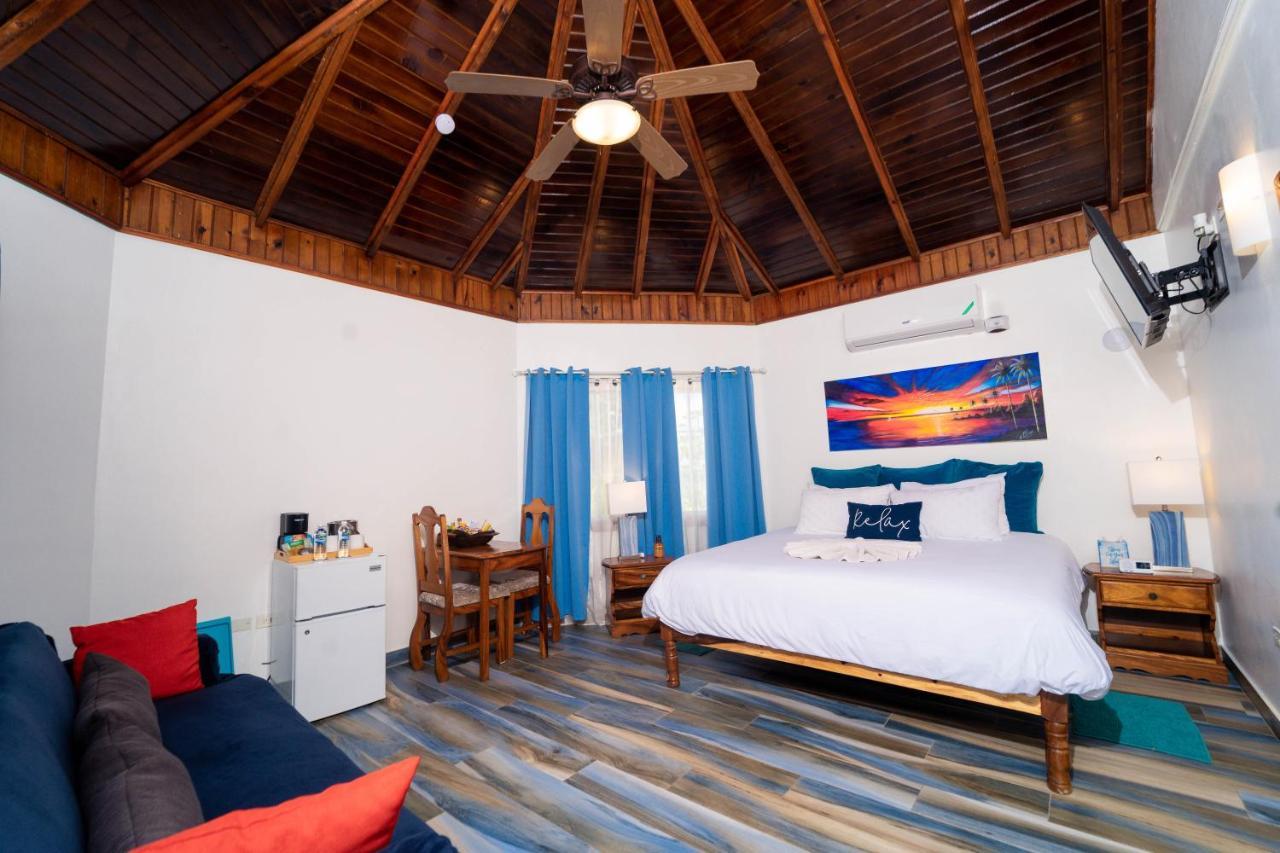 Blue Skies Beach Resort Negril Eksteriør bilde